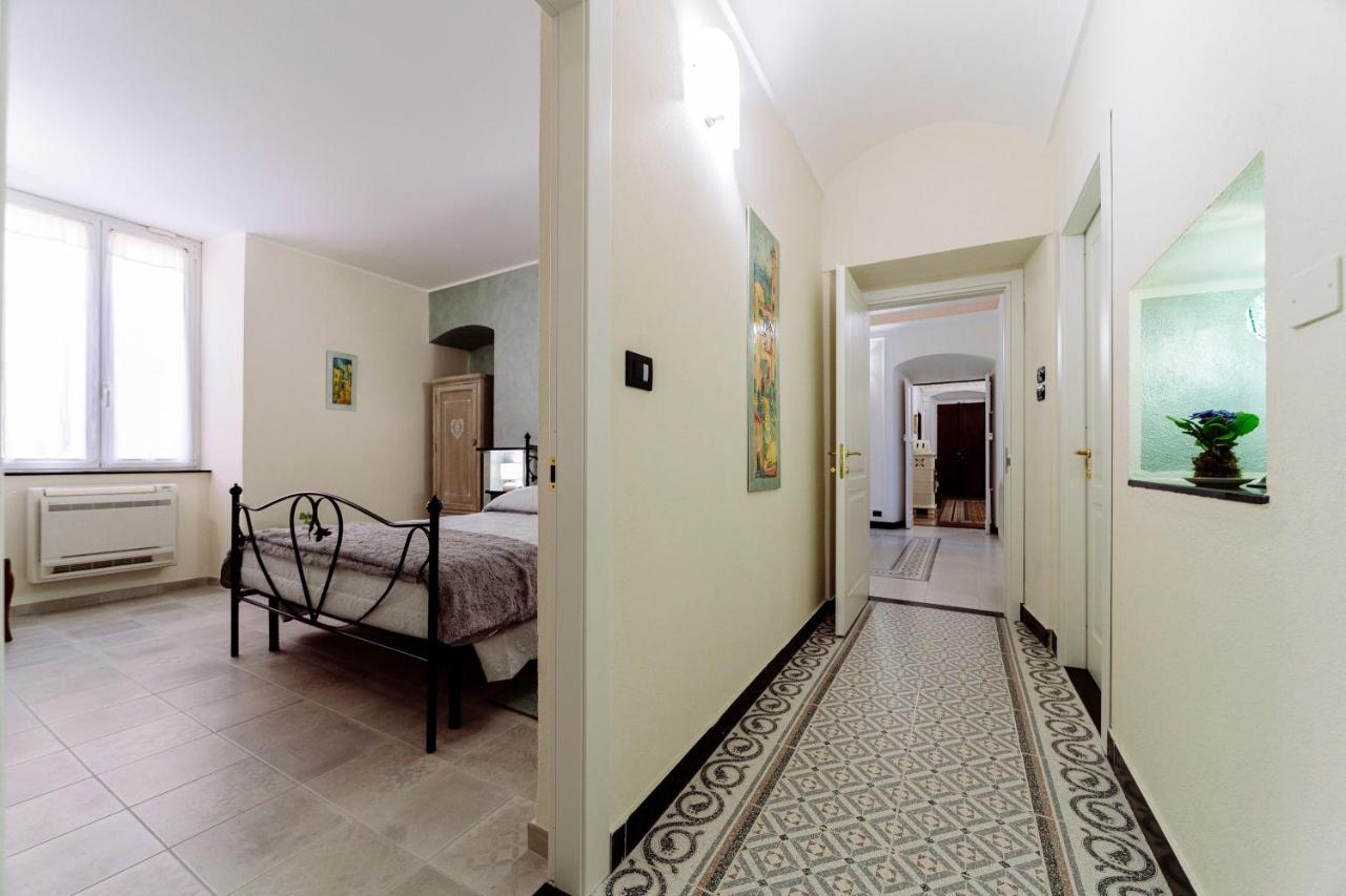 Come Nelle Favole The Classic B&B Toirano Bagian luar foto